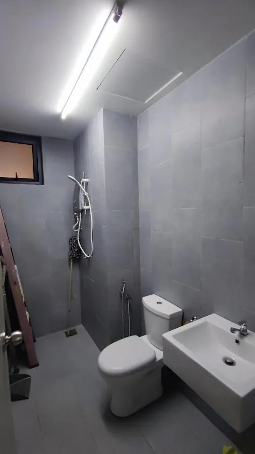 M Vertica Middle Rooms R2 R3, Maluri Mrt, Pgrm, Sunway Velocity, Cheras Kuala Lumpur 0*,