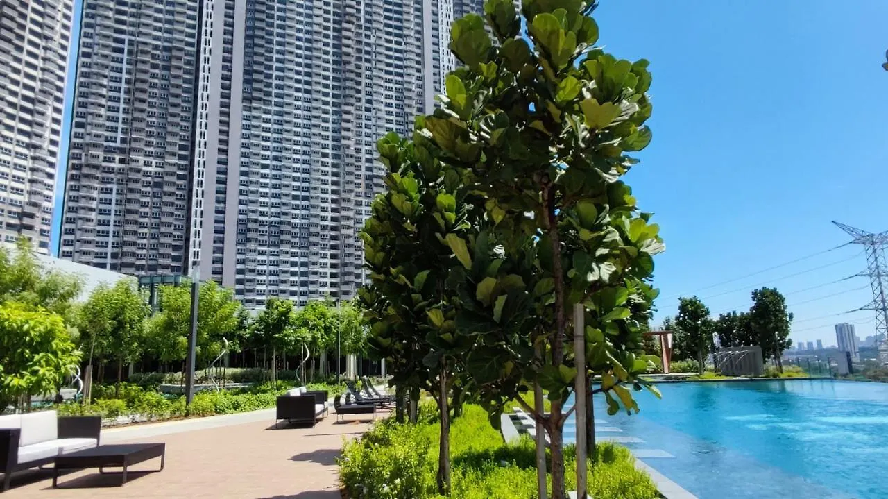 M Vertica Middle Rooms R2 R3, Maluri Mrt, Pgrm, Sunway Velocity, Cheras Kuala Lumpur Ma­lay­sia